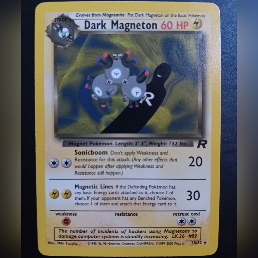 Dark Magneton Pokemon Card - Team Rocket - 28/82 Rare Non-Holo